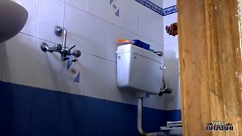 big boobs indian shilpa bhabhi fucked in shower